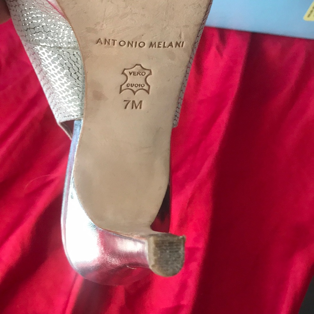 Shoes - Picture 2 of 5